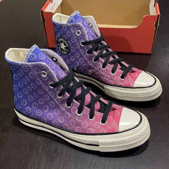 Converse Chuck 70 Hi Smiley - Picture 1 of 5